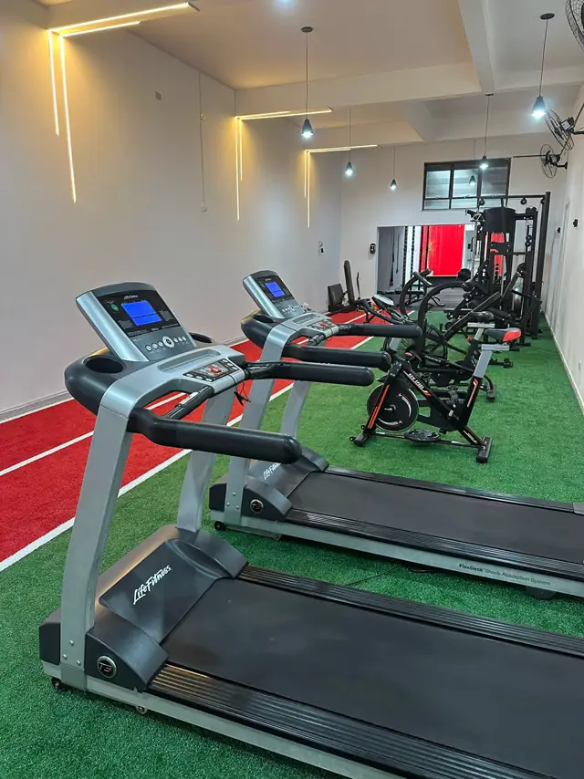 Studio VIP 8